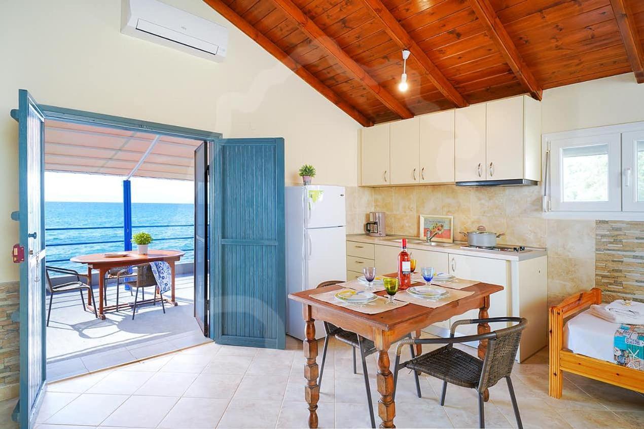 Avgoustos Beach House Skála Kallirákhis Exteriör bild